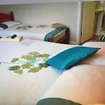 Room In Guest Room - Family Room Sleeps 3 With 1 Double And 1 Single Bed Ground Floor Private Shower