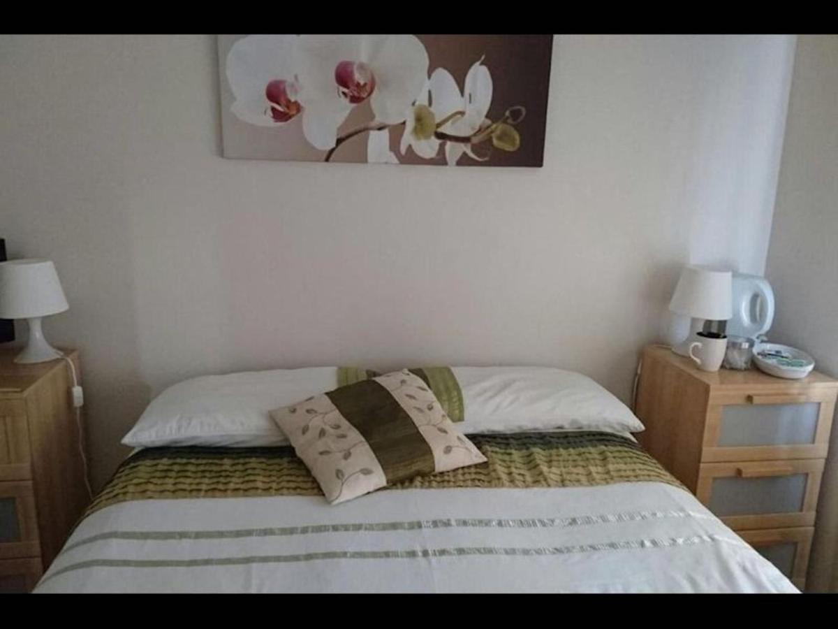 Cozy Family With Private Shower Guest house Hayes (Greater London)