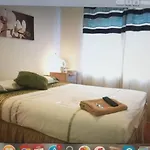 Room In Guest Room - Family Room Sleeps 3 With 1 Double And 1 Single Bed Ground Floor Private Shower